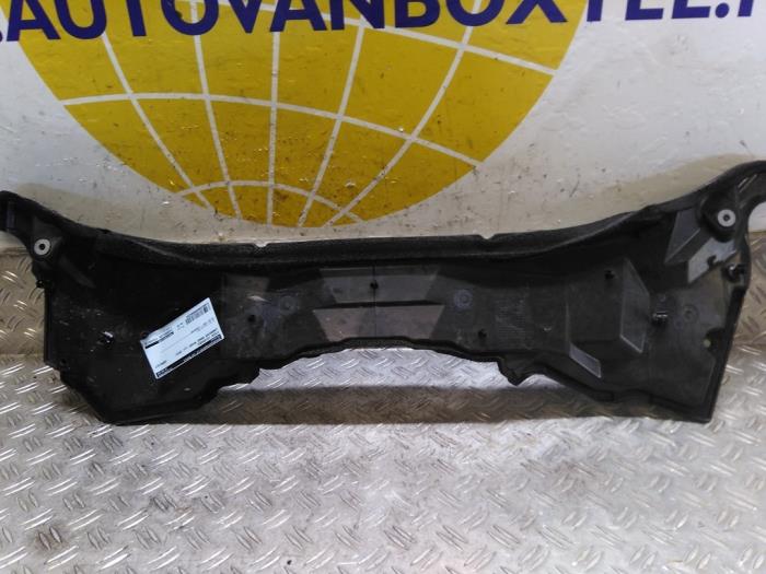 Support (miscellaneous) from a Land Rover Range Rover V (LK) 3.0 V6 P510e 2023