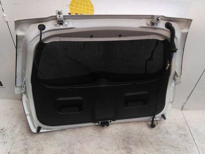 Tailgate from a Citroën C3 (SC) 1.6 HDi 92 2012