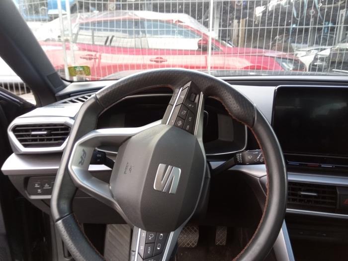 Begagnade Airbagset Seat Leon Sportstourer (KLF) 1.5 eTSI 16V Pris € 2.541,00 Inklusive moms erbjuds av Autodemontagebedrijf van Boxtel