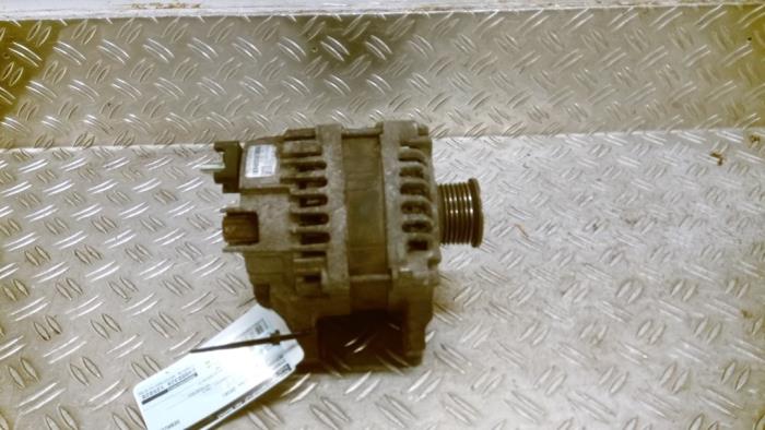 Gebrauchte Dynamo Mercedes Vito (447.6) 1.6 111 CDI 16V Preis € 58,80 Margenregelung angeboten von Autodemontagebedrijf van Boxtel