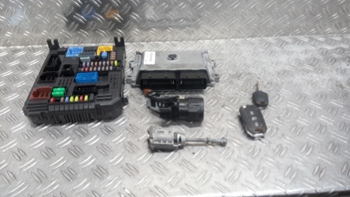 Used Ignition lock + computer Citroen C3 (SX/SW) 1.2 Vti 12V PureTech Price € 252,00 Margin scheme offered by Autodemontagebedrijf van Boxtel