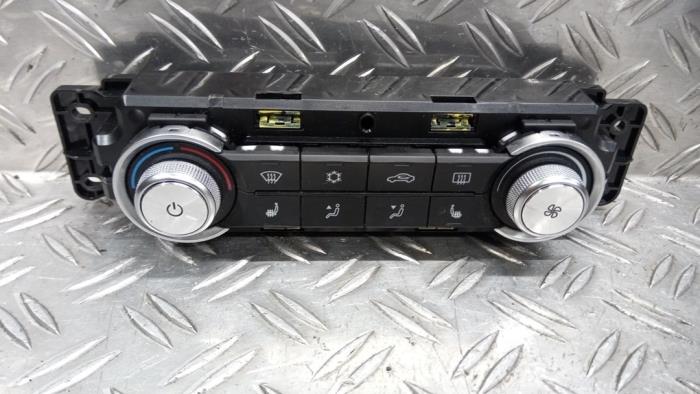 Używane Panel climatronic MG ZS EV Cena € 84,00 Procedura marży oferowane przez Autodemontagebedrijf van Boxtel