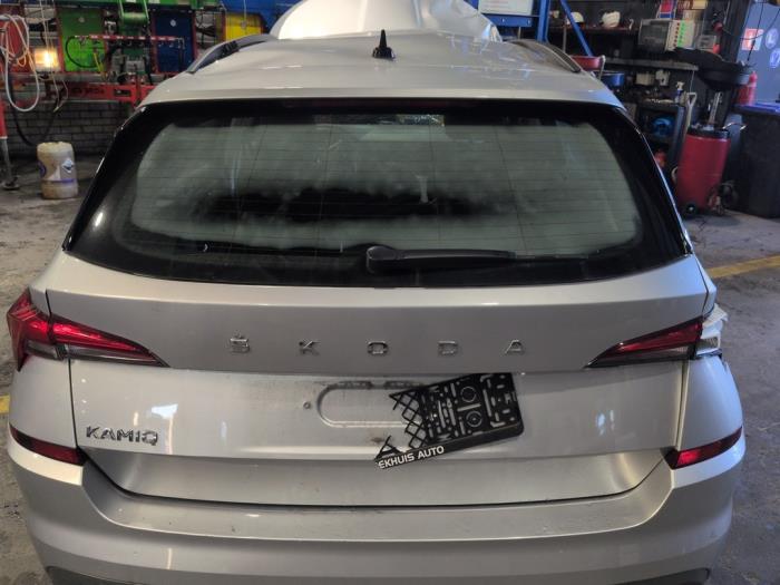 Używane Tylna klapa Skoda Kamiq 1.0 TSI 12V Cena € 840,00 Procedura marży oferowane przez Autodemontagebedrijf van Boxtel