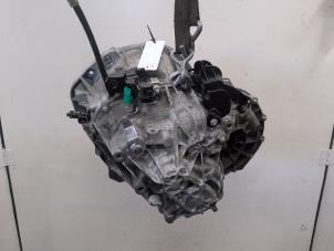 Used Gearbox Renault Trafic (1FL/2FL/3FL/4FL) 2.0 dCi 16V 120 Price € 840,00 Margin scheme offered by Autodemontagebedrijf van Boxtel