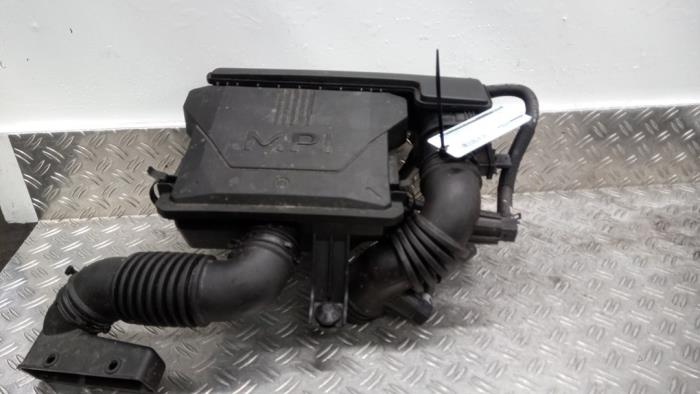 Gebrauchte Luftfiltergehäuse Kia Picanto (JA) 1.0 12V Preis € 42,00 Margenregelung angeboten von Autodemontagebedrijf van Boxtel