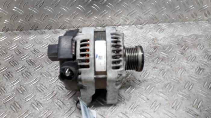 Begagnade Dynamo Ford Transit Courier 1.0 Ti-VCT EcoBoost 12V Pris € 52,50 Marginaltabell erbjuds av Autodemontagebedrijf van Boxtel