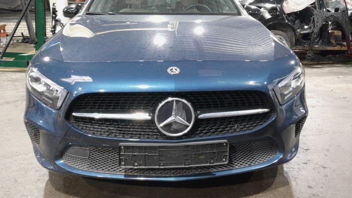 Używane Przód kompletny Mercedes A (177.0) 1.3 A-180 Turbo 16V Cena € 5.250,00 Procedura marży oferowane przez Autodemontagebedrijf van Boxtel