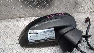 Usagé Rétroviseur extérieur droit Audi A3 Limousine (8VS/8VM) 1.5 35 TFSI 16V Prix € 94,50 Règlement à la marge proposé par Autodemontagebedrijf van Boxtel
