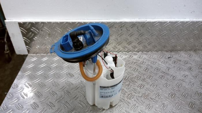 Usagé Pompe à carburant Seat Leon Sportstourer (KLF) 1.5 eTSI 16V Prix € 38,12 Prix TTC proposé par Autodemontagebedrijf van Boxtel