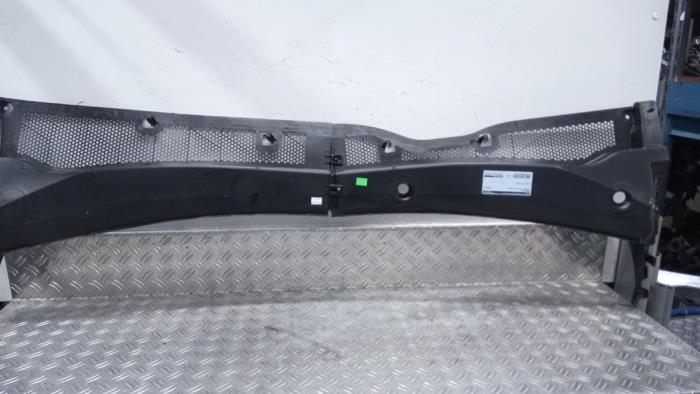 Gebrauchte Paravent Peugeot 208 II (UB/UH/UP) 1.5 BlueHDi 100 Preis € 52,50 Margenregelung angeboten von Autodemontagebedrijf van Boxtel