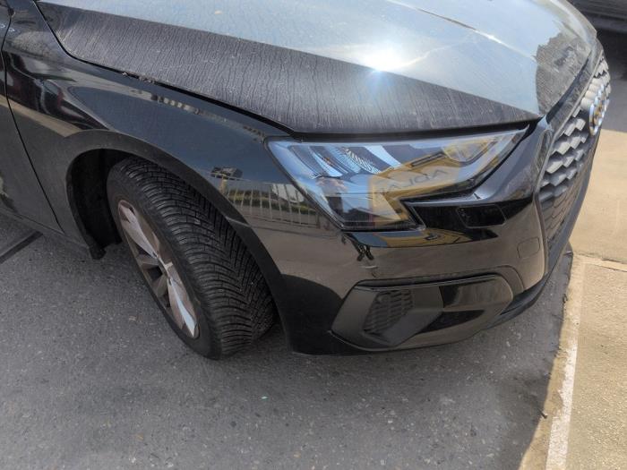 Używane Przód kompletny Audi A3 Sportback (8YA) 1.0 30 TFSI 12V Cena € 6.300,00 Procedura marży oferowane przez Autodemontagebedrijf van Boxtel