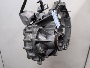Used Gearbox Volkswagen Beetle (16AE) 1.2 TSI Price € 525,00 Margin scheme offered by Autodemontagebedrijf van Boxtel