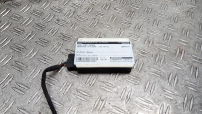 Begagnade Dödvinkelsensor Mercedes A (W176) 1.6 A-200 16V Pris € 262,50 Marginaltabell erbjuds av Autodemontagebedrijf van Boxtel