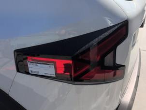 Usagé Feu arrière gauche Dacia Duster (DJF) 1.0 Eco-G 12V Prix € 210,00 Règlement à la marge proposé par Autodemontagebedrijf van Boxtel