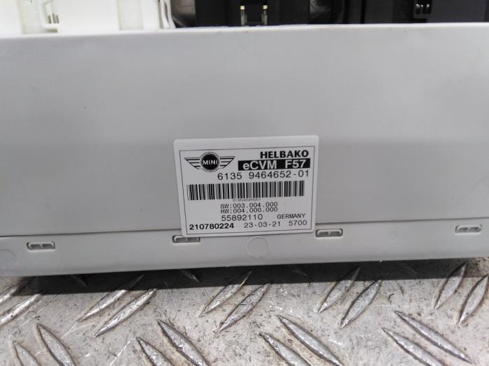 Used Convertible computer Mini Mini (F56) 1.5 12V One Price € 105,00 Margin scheme offered by Autodemontagebedrijf van Boxtel