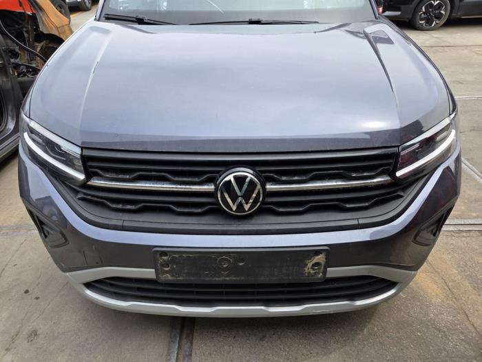 Używane Przód kompletny Volkswagen T-Cross 1.0 TSI 115 12V Cena € 5.512,50 Procedura marży oferowane przez Autodemontagebedrijf van Boxtel