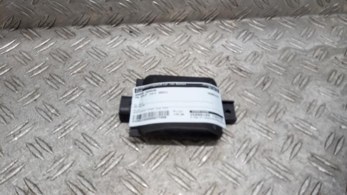 Begagnade Radarsensor Volkswagen Golf VIII (CD1) 1.4 GTE 16V Pris € 215,99 Inklusive moms erbjuds av Autodemontagebedrijf van Boxtel