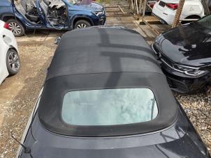 Używane Silnik dachu cabrio BMW 2 serie (F23) 218d 2.0 16V Cena € 787,50 Procedura marży oferowane przez Autodemontagebedrijf van Boxtel
