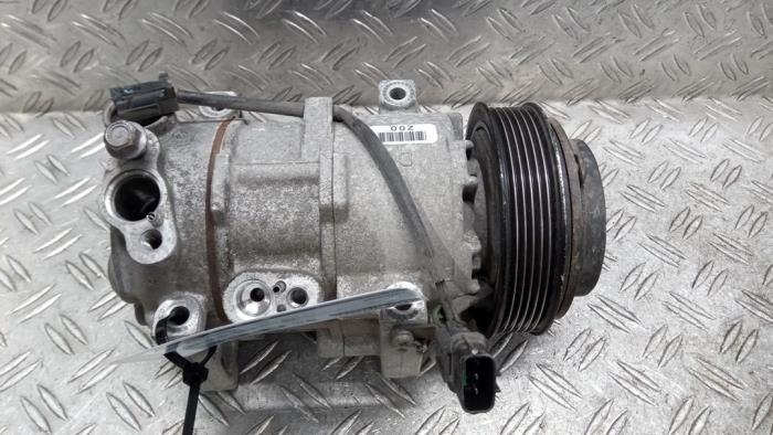 Usagé Pompe clim Kia Rio IV (YB) 1.2 MPI 16V Prix € 73,50 Règlement à la marge proposé par Autodemontagebedrijf van Boxtel