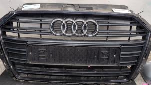 Begagnade Grill Audi A3 Sportback (8VA/8VF) 1.6 TDI 16V Pris € 262,50 Marginaltabell erbjuds av Autodemontagebedrijf van Boxtel
