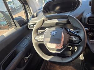 Used Steering wheel Peugeot Partner (EF/EU) 1.5 BlueHDi 130 Price € 367,50 Margin scheme offered by Autodemontagebedrijf van Boxtel