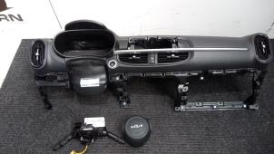 Usados Conjunto de airbags + salpicadero Kia Picanto (JA) 1.0 DPi 12V Precio € 840,00 Norma de margen ofrecido por Autodemontagebedrijf van Boxtel