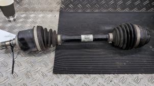 Used Front drive shaft, left Mini Mini (F55) 1.5 12V One D Price € 178,50 Margin scheme offered by Autodemontagebedrijf van Boxtel