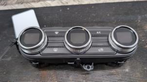 Used Air conditioning control panel Renault Kangoo (RK..) 1.3 TCE 130 16V Price € 105,00 Margin scheme offered by Autodemontagebedrijf van Boxtel