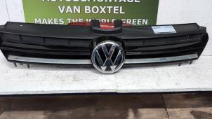 Begagnade Grill Volkswagen Golf VII (AUA) 1.6 TDI 16V Pris € 105,00 Marginaltabell erbjuds av Autodemontagebedrijf van Boxtel