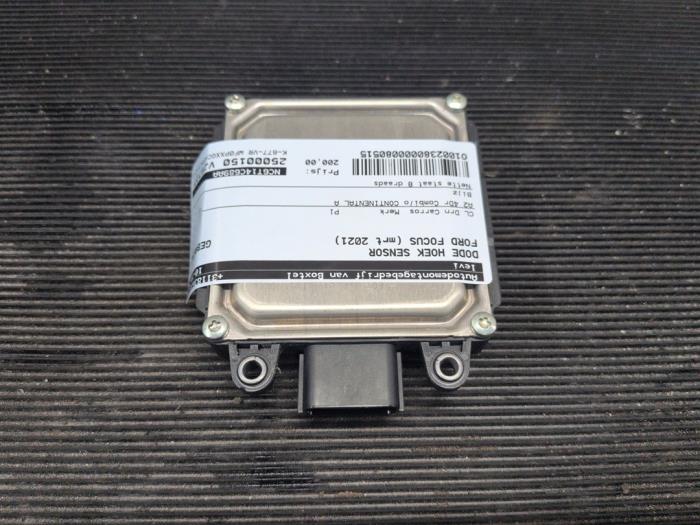 Begagnade Dödvinkelsensor Ford Focus 4 Wagon 1.0 EcoBoost 12V Hybrid 125 Pris € 210,00 Marginaltabell erbjuds av Autodemontagebedrijf van Boxtel