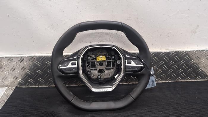 Begagnade Ratt Peugeot 208 II (UB/UH/UP) 1.2 Vti 12V PureTech 75 Pris € 52,50 Marginaltabell erbjuds av Autodemontagebedrijf van Boxtel