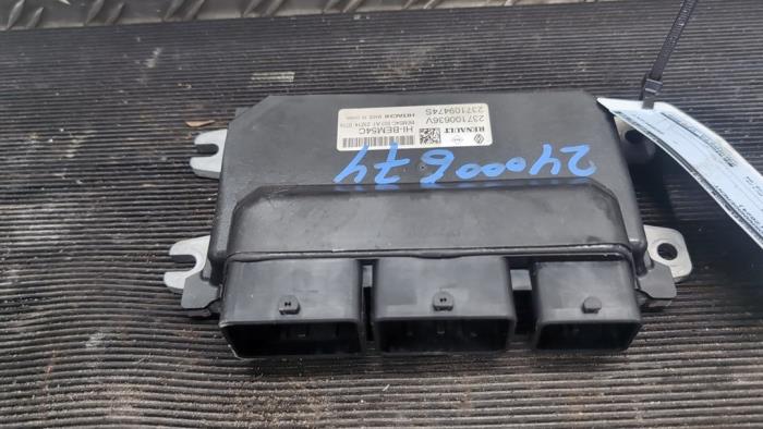 Used Engine management computer Dacia Duster (DJF) 1.6 Hybrid 140 16V Price € 288,75 Margin scheme offered by Autodemontagebedrijf van Boxtel