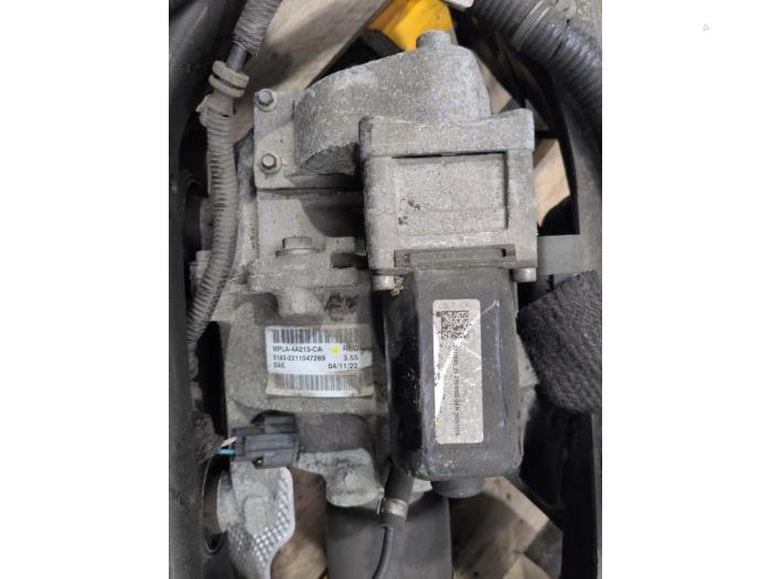 Gebrauchte Differential hinten Landrover Defender II 110 3.0 V6 P400 MHEV HST Preis € 1.312,50 Margenregelung angeboten von Autodemontagebedrijf van Boxtel