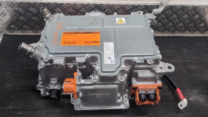 Używane Falownik (hybryda) Dacia Jogger 1.6 Hybrid 140 16V Cena € 367,50 Procedura marży oferowane przez Autodemontagebedrijf van Boxtel
