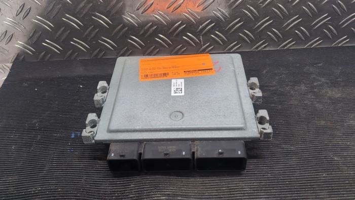 Used Engine management computer Renault Captur I (2R) 1.2 TCE 16V EDC Price € 131,25 Margin scheme offered by Autodemontagebedrijf van Boxtel