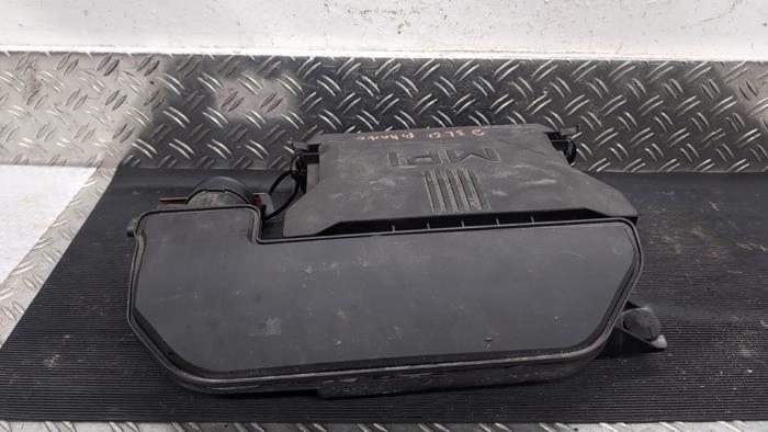 Gebrauchte Luftfiltergehäuse Hyundai i10 1.0 12V Preis € 99,75 Margenregelung angeboten von Autodemontagebedrijf van Boxtel