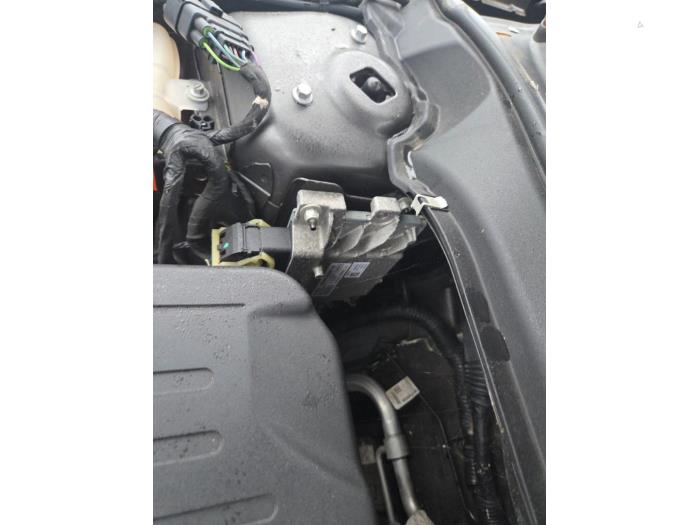 Used Engine management computer Ford Mondeo V Wagon 2.0 Hybrid 16V Price € 315,00 Margin scheme offered by Autodemontagebedrijf van Boxtel