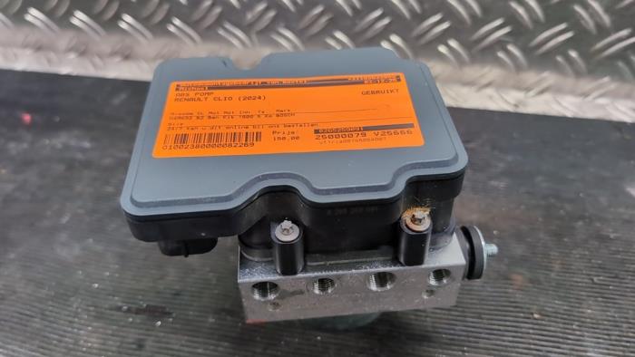 Gebrauchte ABS Pumpe Renault Clio V (RJAB) 1.6 E-Tech 140 16V Preis € 157,50 Margenregelung angeboten von Autodemontagebedrijf van Boxtel