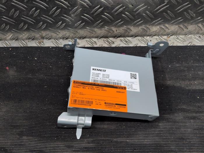 Used Power steering computer Renault Megane E-Tech (RCB) 40 kWh Price € 105,00 Margin scheme offered by Autodemontagebedrijf van Boxtel