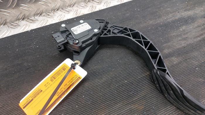 Begagnade Gaspedalsensor Mitsubishi ASX (VSX/VSE) 1.6 HEV Pris € 31,50 Marginaltabell erbjuds av Autodemontagebedrijf van Boxtel