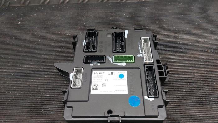 Used Body control computer Mitsubishi ASX (VSX/VSE) 1.6 HEV Price € 105,00 Margin scheme offered by Autodemontagebedrijf van Boxtel