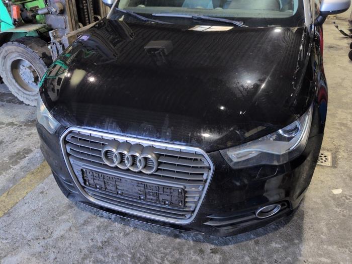 Używane Przód kompletny Audi A1 (8X1/8XK) 1.6 TDI 16V Cena € 1.837,50 Procedura marży oferowane przez Autodemontagebedrijf van Boxtel
