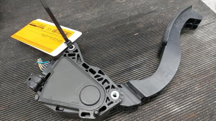 Begagnade Gaspedalsensor Renault Kardian Pris € 52,50 Marginaltabell erbjuds av Autodemontagebedrijf van Boxtel