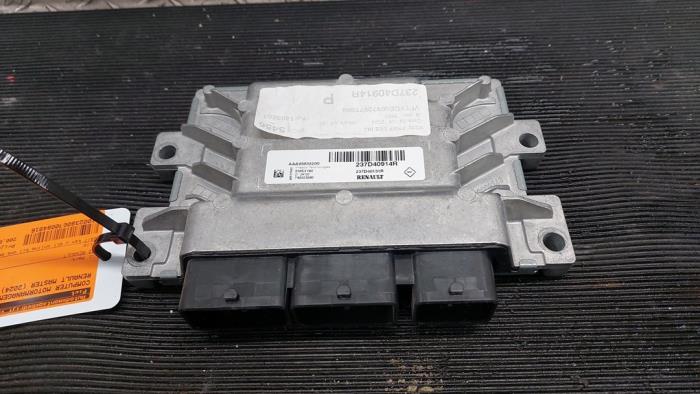 Used Engine management computer Renault Master III (FV) ZE 52 kWh Price € 210,00 Margin scheme offered by Autodemontagebedrijf van Boxtel