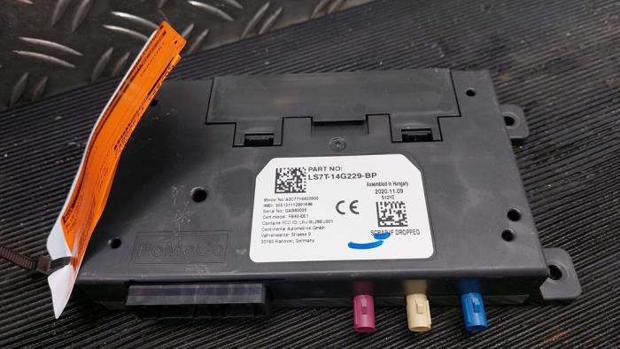 Używane Modul Bluetooth Ford Mondeo V Wagon 2.0 Hybrid 16V Cena € 131,25 Procedura marży oferowane przez Autodemontagebedrijf van Boxtel