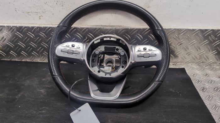 Gebrauchte Lenkrad Mercedes CLA (118.3) 1.3 CLA-180 Turbo 16V Preis € 210,00 Margenregelung angeboten von Autodemontagebedrijf van Boxtel
