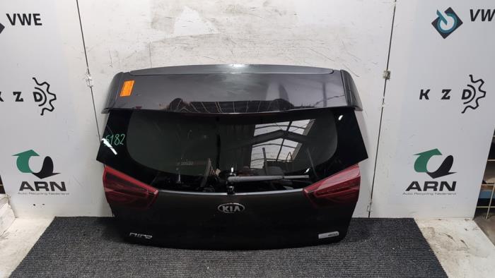 Używane Tylna klapa Kia Niro I (DE) E-Niro 64 kWh Cena € 262,50 Procedura marży oferowane przez Autodemontagebedrijf van Boxtel