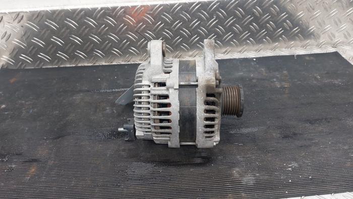 Gebrauchte Dynamo Mercedes Vito (447.6) 1.6 111 CDI 16V Preis € 52,50 Margenregelung angeboten von Autodemontagebedrijf van Boxtel