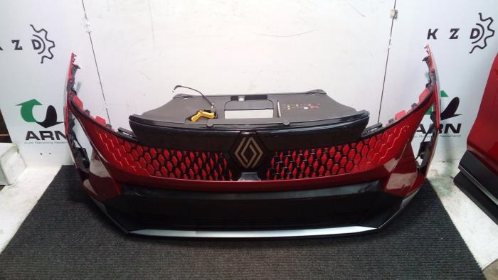 Usados Parachoques Renault Scenic E-Tech Electric (RCB) EV87 Precio € 945,00 Norma de margen ofrecido por Autodemontagebedrijf van Boxtel