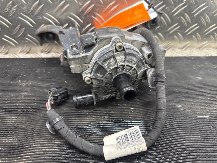 Begagnade Extra vattenpump Renault Scenic E-Tech Electric (RCB) EV87 Pris € 73,50 Marginaltabell erbjuds av Autodemontagebedrijf van Boxtel